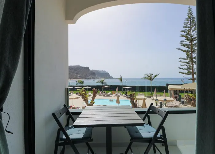 Seafront Playa Del Cura Apartment